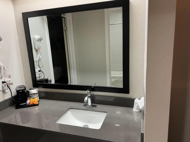 Garden Inn & Suites Hebbronville Kültér fotó